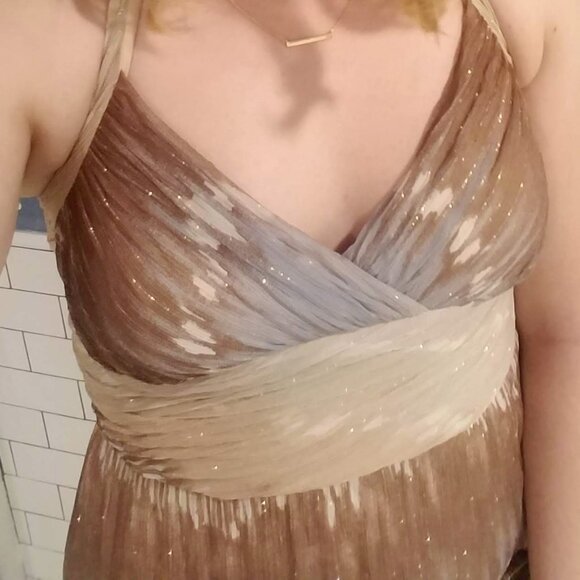 BCBGMAXAZRIA Pleated Metallic Halter Gown – Size 10 - Picture 8 of 8